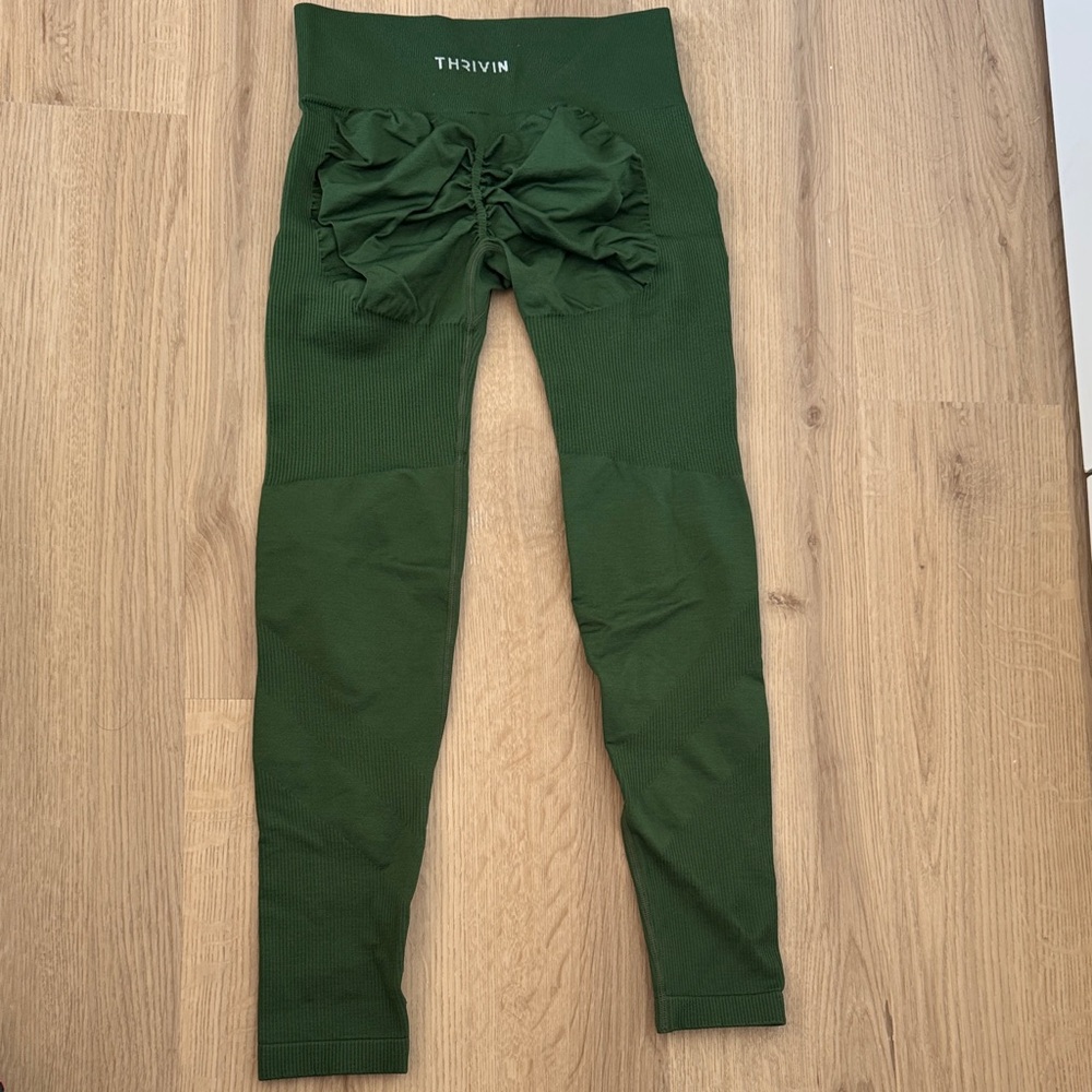Women scrunchy butt leggings